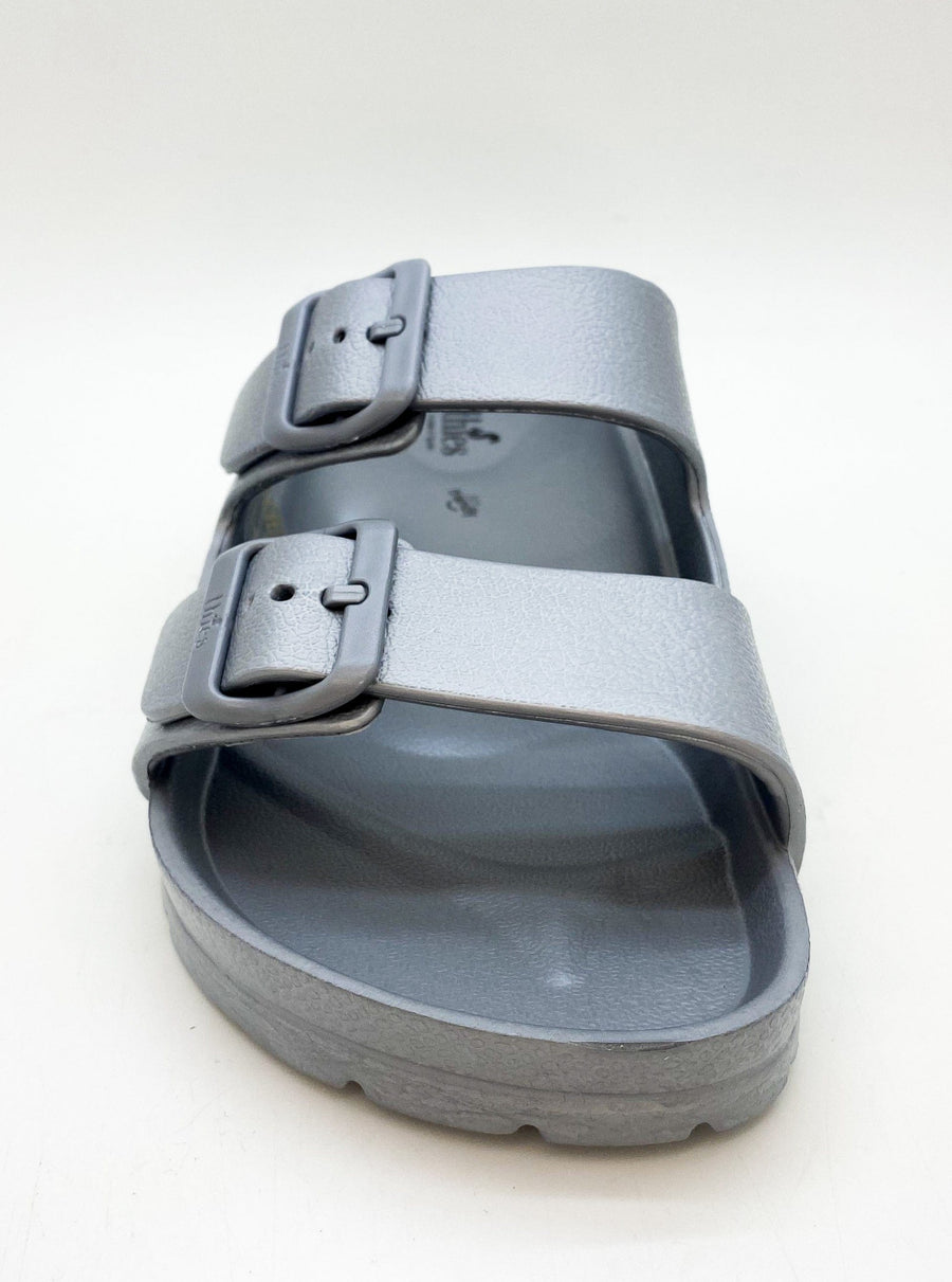 NAT 2 Schuhe Ecofoam Sandale Silber aus recyceltem EVA, nachhaltige Mode, ethische Mode
