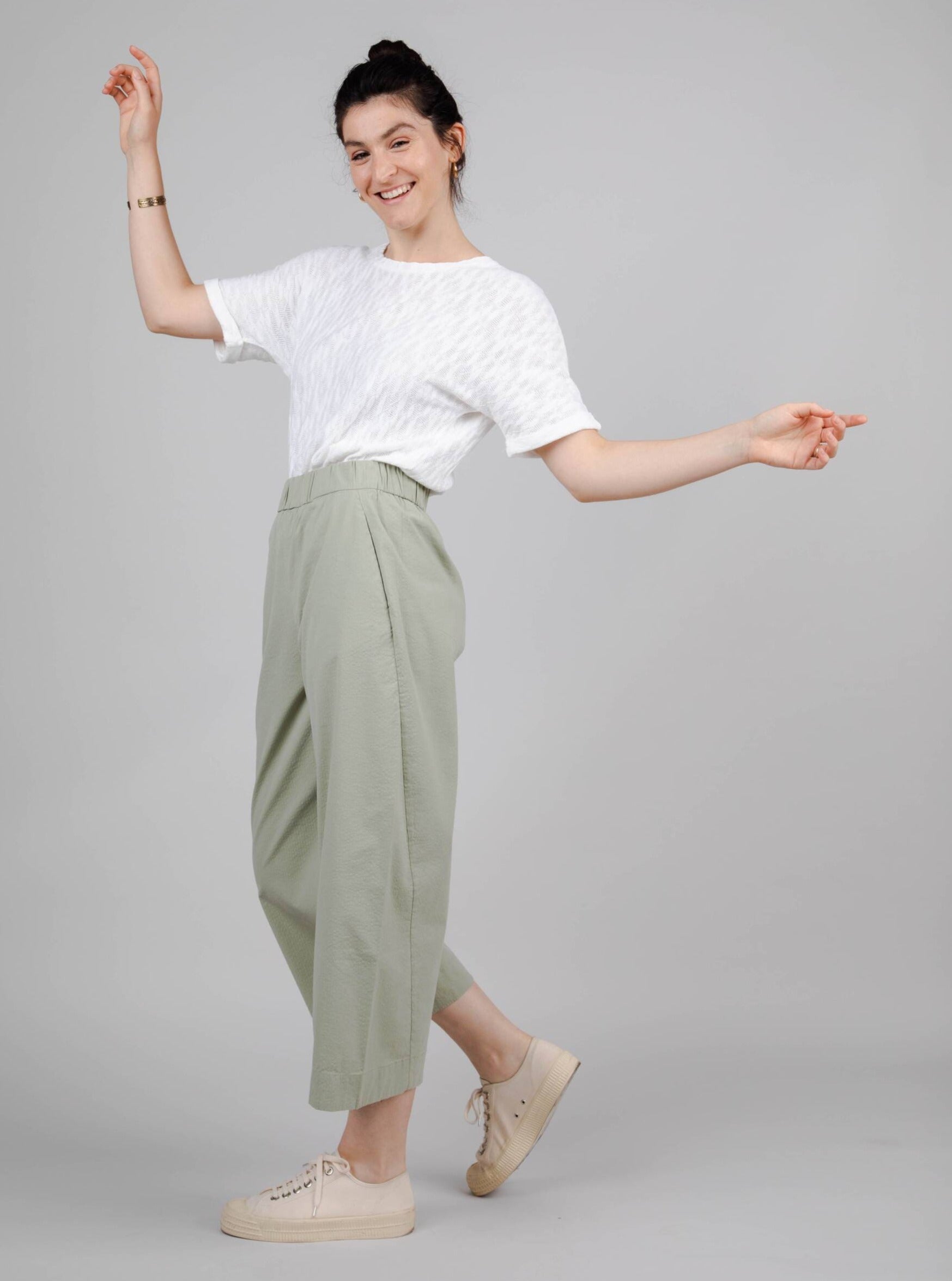 Brava Fabrics bukser Picnic Oversize bukser Kakhi i økologisk bomuld bæredygtig mode etisk mode