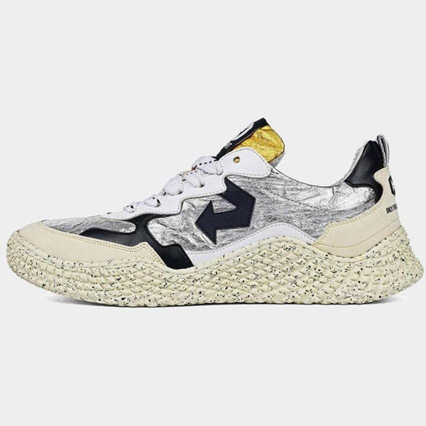 ID LAB SrL παπούτσια Hana Silver Sneakers σε Upcycled Pineapple, Apple Leather και Recycled Materials. βιώσιμη μόδα ηθική μόδα