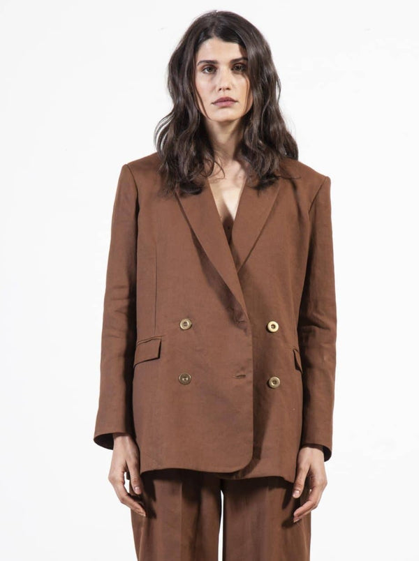 Jaquetes i peces de roba de la col·lecció Suldaze Margot Jacket Brown moda sostenible moda ètica